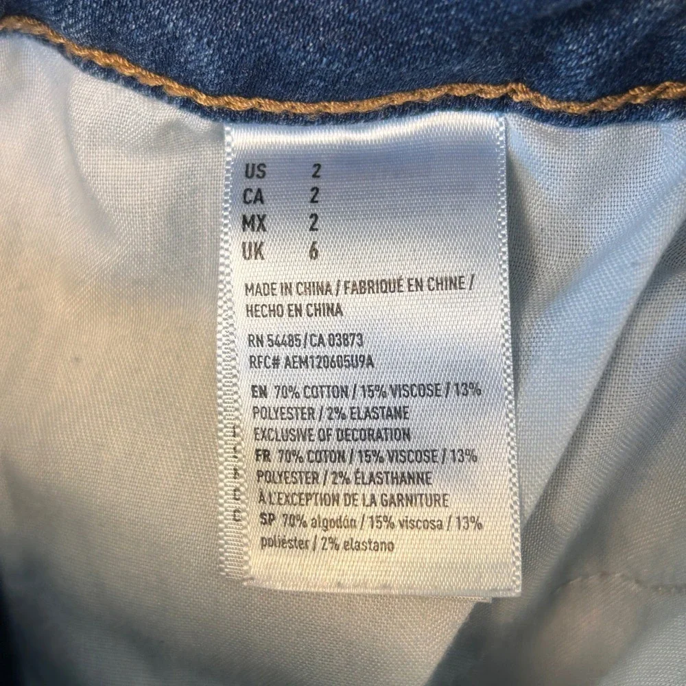 American Eagle Super Stretch Distressed Denim Mini Skirt Blue‎ Size 2